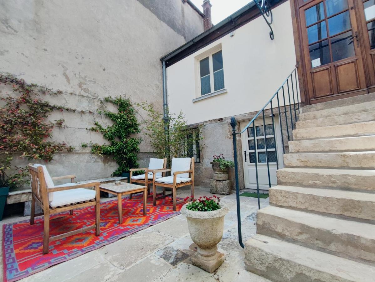 Les - Apartment *